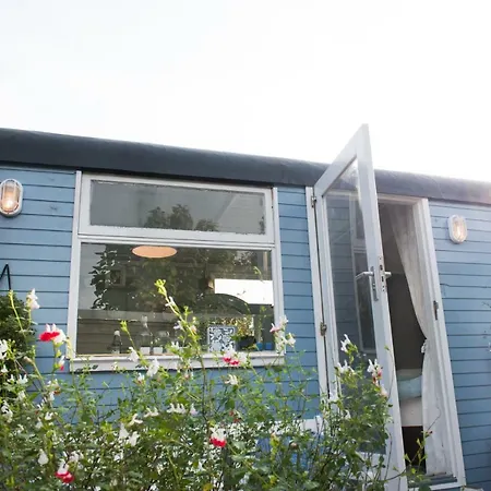 The Blue Cabin * Huizen