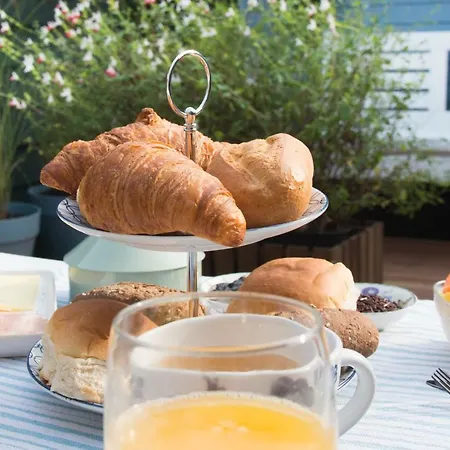 Bed & Breakfast The Blue Cabin *